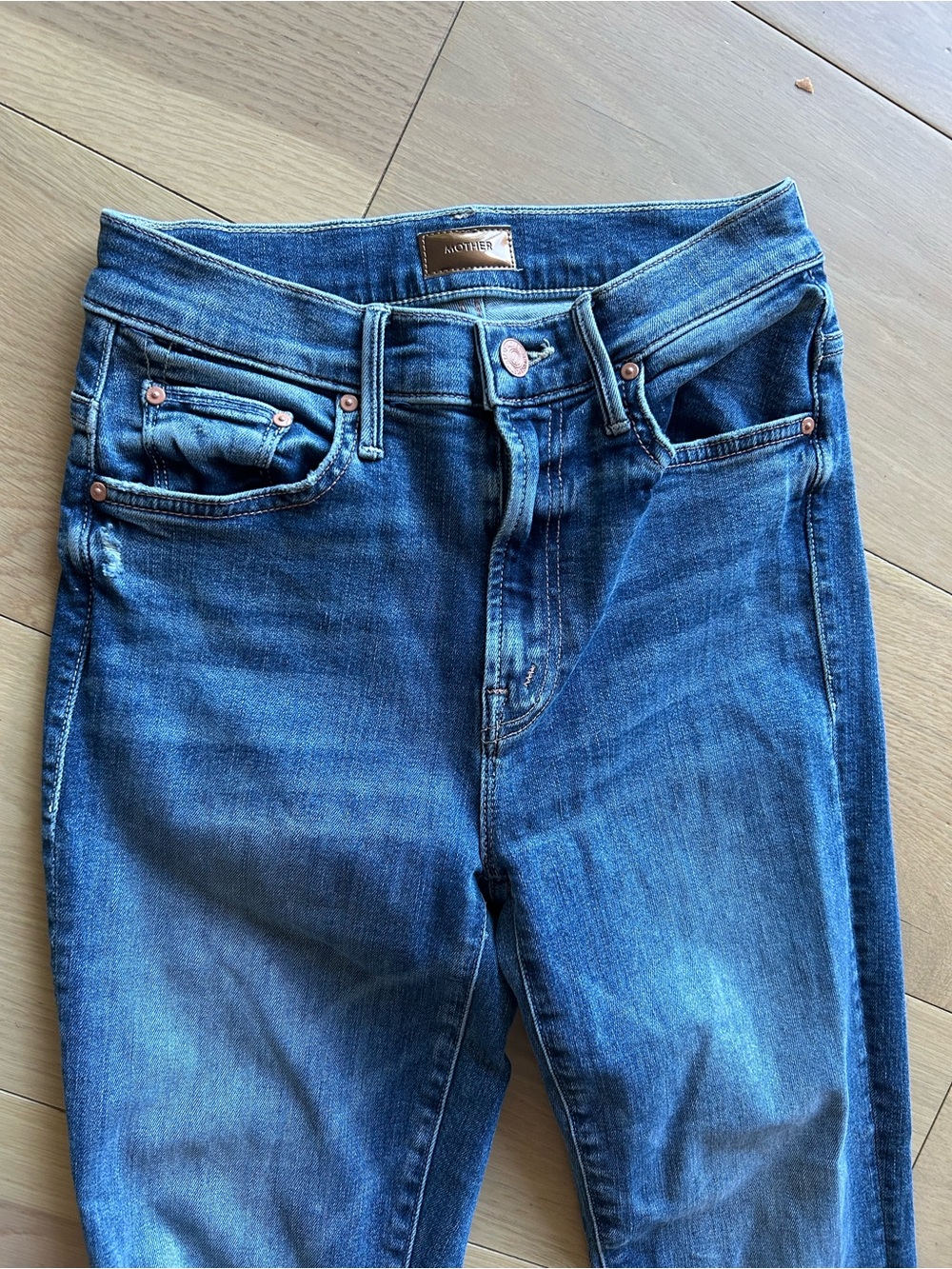 Mother Insider Crop Step Chew View 4